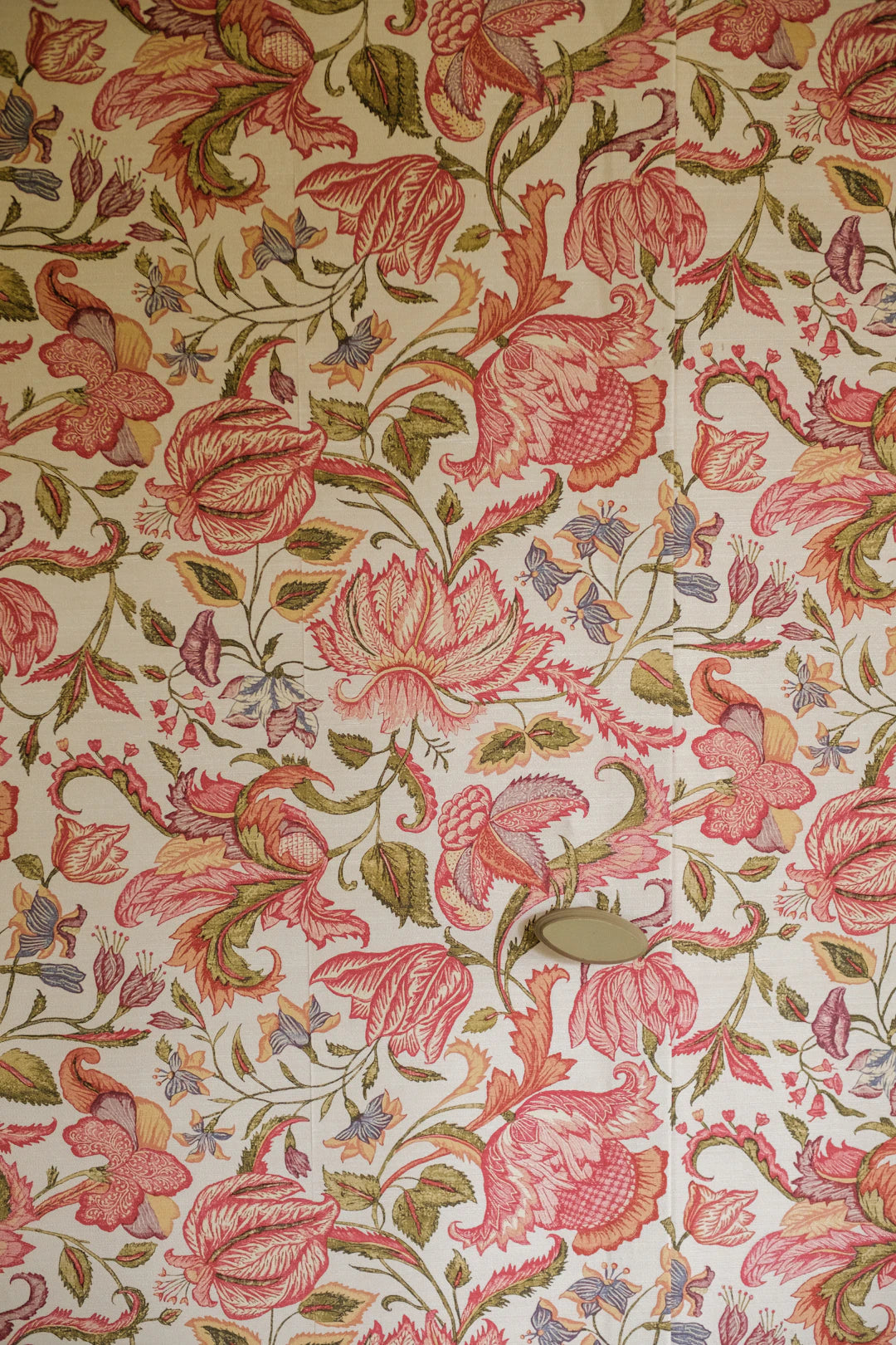 The Transformative Role of Wallpaper in Modern Design